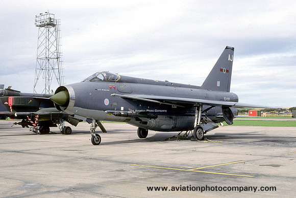 RAF 5 Squadron English Electric Lightning F.6 XS899/AJ (1985)