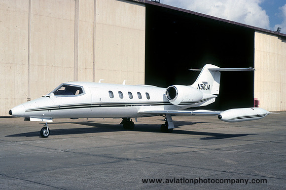 Learjet 35 N56JA (1998)