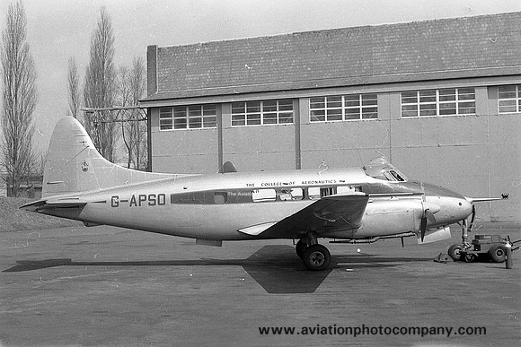 College of Aeronautics De Havilland DH.104 Dove 5 G-APSO (1970)