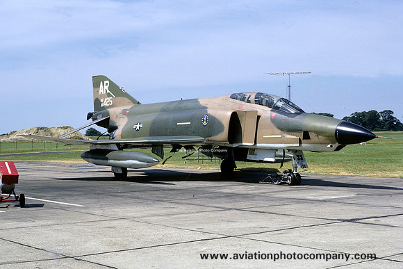 USAF 10 TRW McDonnell RF-4C Phantom 66-0425/AR (1973)