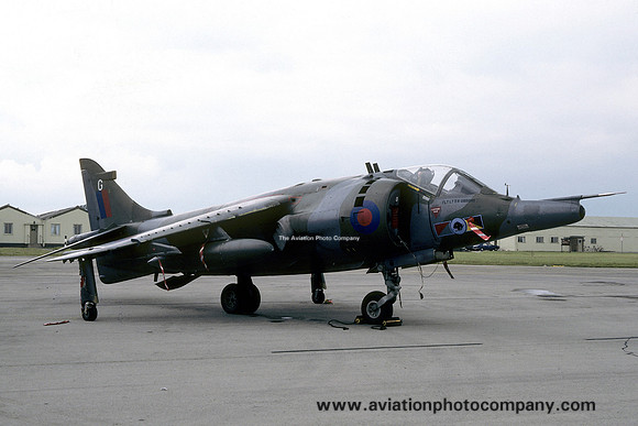 RAF 233 OCU HS Harrier GR.3 XV747/G (1987)