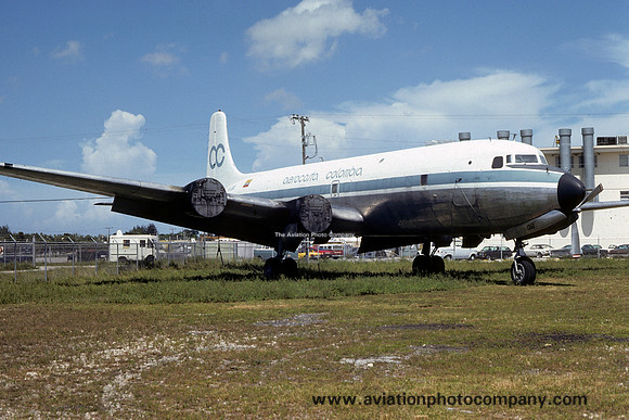 Aerocosta Douglas DC-6A/B HK-1360