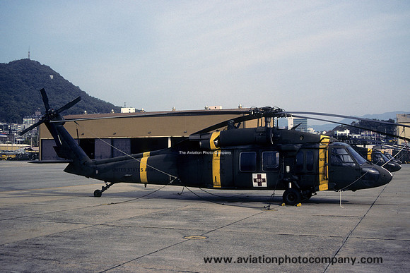 US Army 542nd Medical Company Sikorsky UH-60A Blackhawk 83-23886 (2001)