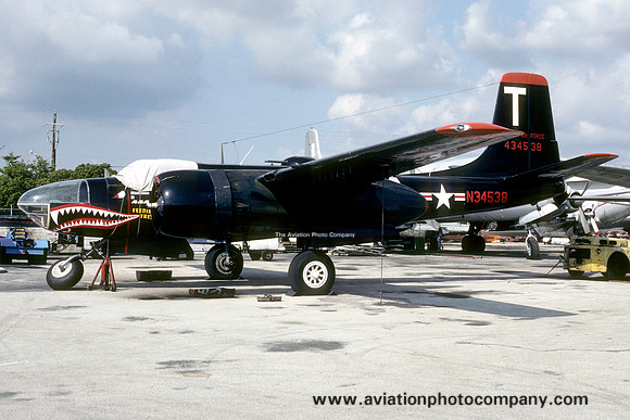 Douglas A-26B Invader N34538/44-34538 (1992)