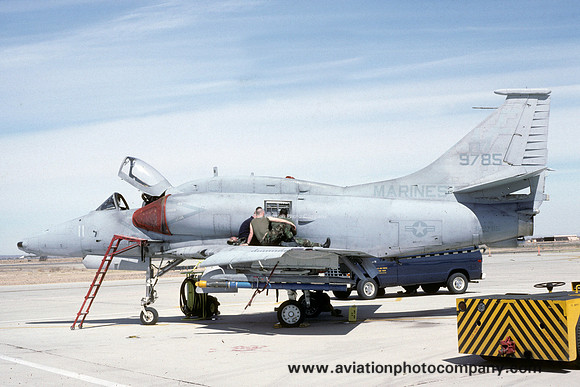 US Marines VMA-133 Douglas A-4M Skyhawk 159785/ME-11 (1990)