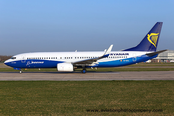 Ryanair Boeing 737-800 EI-DCL at Manchester (2014)