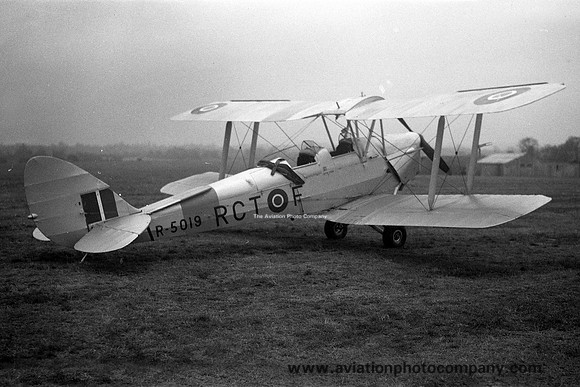 RAF 18 RFS De Havilland Tiger Moth R5019/RCT-F (1947)