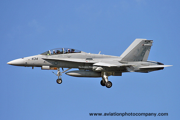 US Navy VFA-106 McDonnell Douglas F/A-18D Hornet 164014/AD-434 at NAS Oceana (2016)