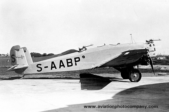 Junkers K-37 S-AABP