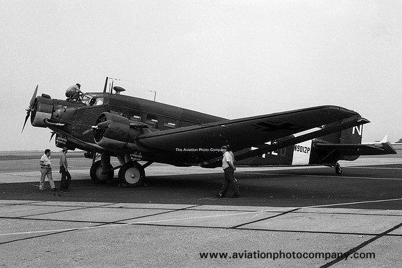CASA 352L N9012P