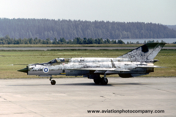 Finnish Air Force Mikoyan MiG-21bis MG-121 (1989)