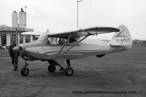 Piper PA-22-160 Tri-Pacer G-APUT