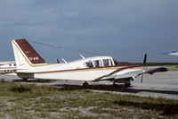 Piper PA-23-250 Aztec E TG-VIB (1980)