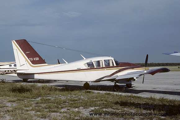 Piper PA-23-250 Aztec E TG-VIB (1980)