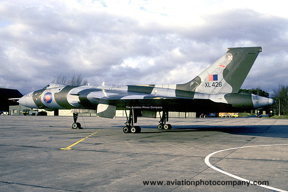 RAF 50 Squadron Avro Vulcan B.2 XL426 (1983)