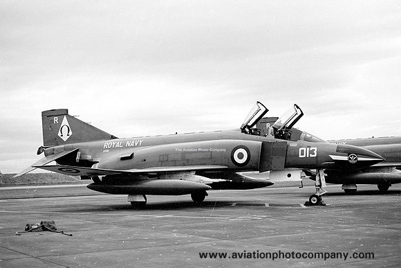 Royal Navy 892 Squadron McDonnell F-4K Phantom FG.1 XV581/R013 (1978)