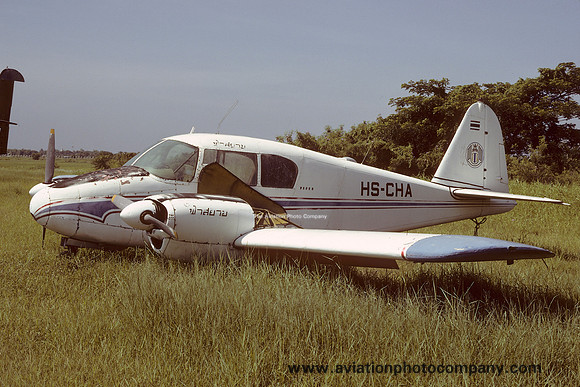 Piper PA-23 Apache HS-CHA (1984)