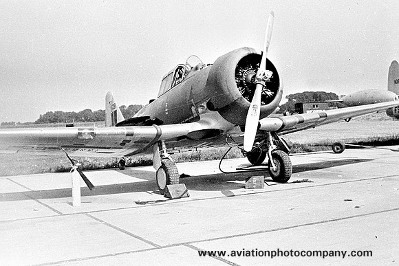 French Air Force North American AT-6 "129"