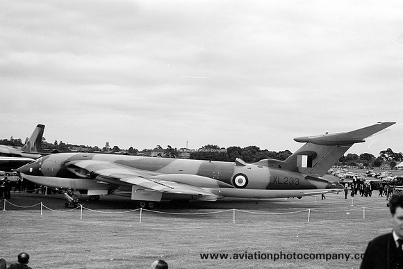 RAF 100 Squadron Handley Page Victor B.2 XM717