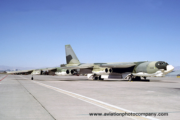 USAF 5 BW Boeing B-52H Stratofortress 60-0036 (1980)