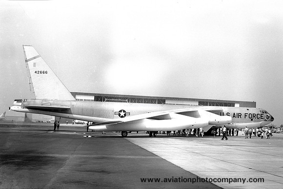 US Air Force Boeing B-52C 54-2666