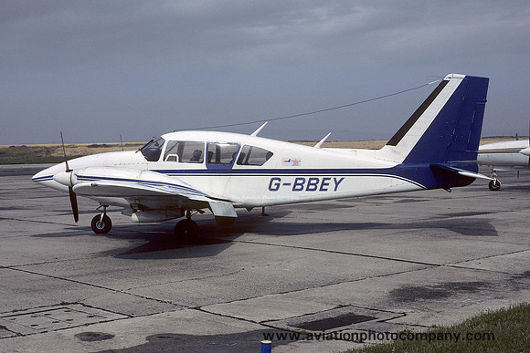Piper PA-23-250 Aztec E G-BBEY (1984)