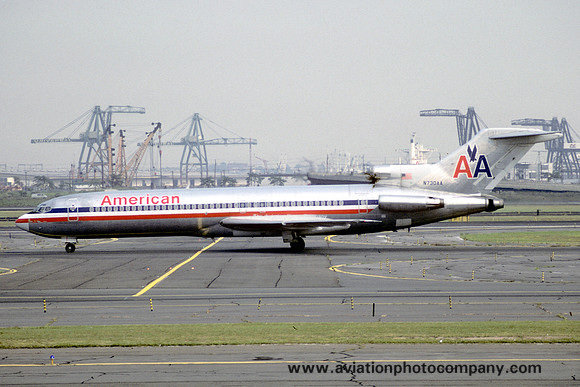 American Airlines Boeing 727-200 N730AA (1982)