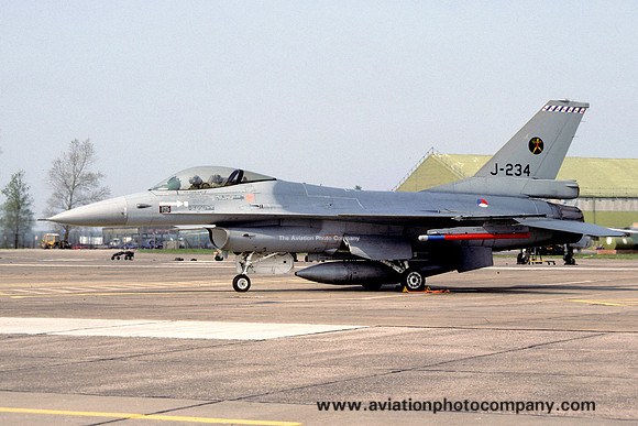 Dutch Air Force 323 Squadron GD F-16A Fighting Falcon J-234 (1987)