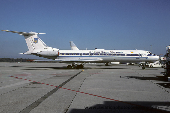 Ukrainian Air Force Tupolev Tu-134A 63957 (2003)