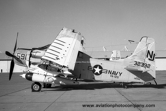 US Navy VA-125 Douglas A-1H Skyraider 132392/NJ-591