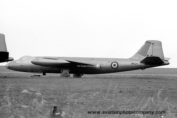 RAF English Electric Canberra B.2 WK124 stored at Wroughton (1963)