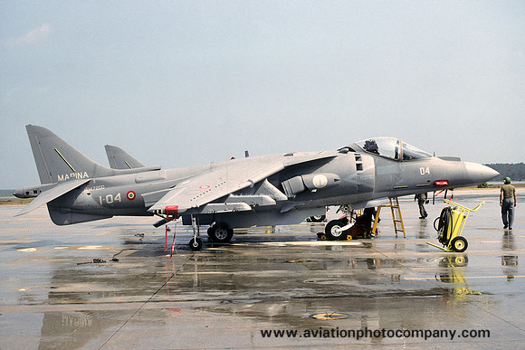 Italian Navy McDonnell Douglas AV-8B Harrier MM7200/1-04 (1994)