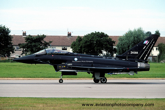 BAE EFA 2000 ZH588 at Warton (2000)