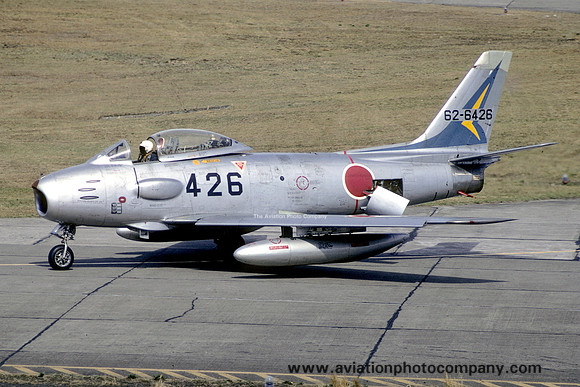 JASDF 501 Hikotai North American RF-86F Sabre 62-6426 (1975)