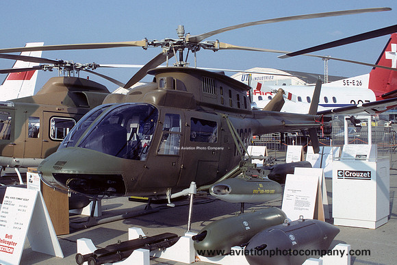 Bell 406 Combat Scout N2500B at the Paris Air Show (1985)