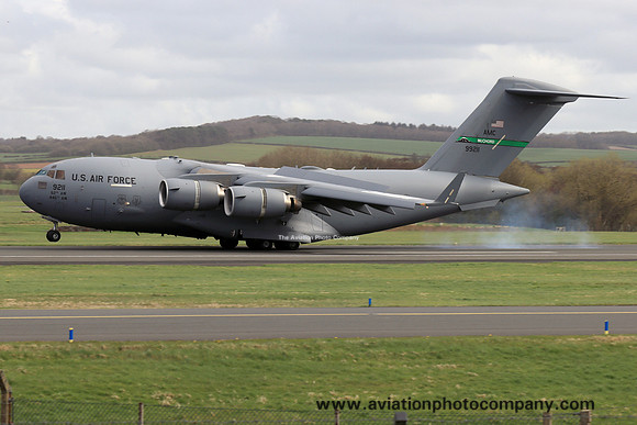 USAF 62/446 AW McDonnell Douglas C-17A Globemaster 09-9211 at Prestwick (2024)
