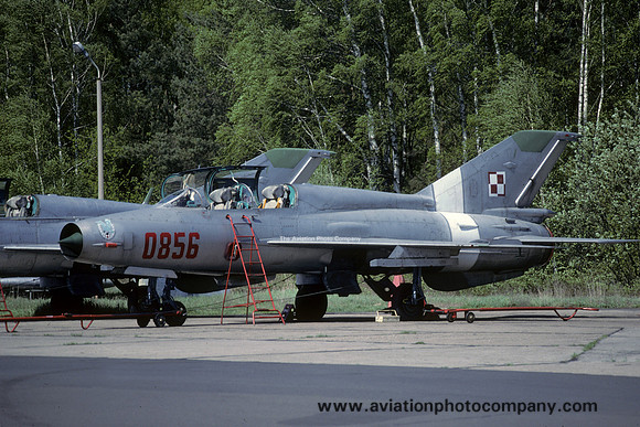 Polish Air Force 10 ELT Mikoyan MiG-21U 0856 (2000)