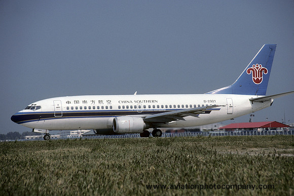 China Southern Airlines Boeing 737-500 B-2921 (2000)