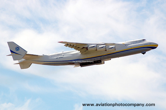 Antonov Airlines Antonov An-225 UR-82060 at East Midlands (2014)