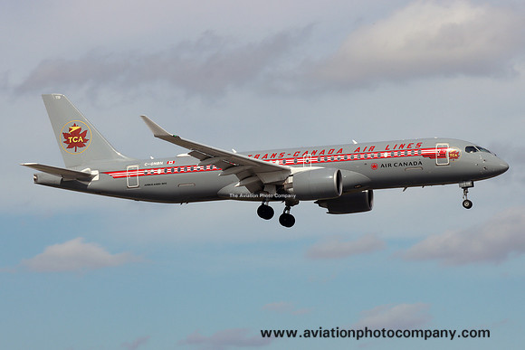 Air Canada Airbus A220-300 C-GNBN (2023)