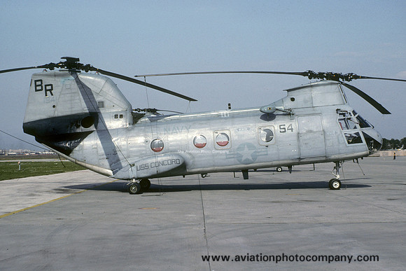 US Navy HC-8 Vertol CH-46D Sea Knight 151941/BR-54 (1992)