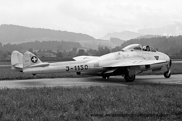Swiss Air Force De Havilland Vampire FB.6 J-1150 (1977)