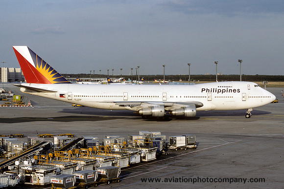 Philippines Airlines Boeing 747 RP-C5746 at Frankfurt IAP (1993)
