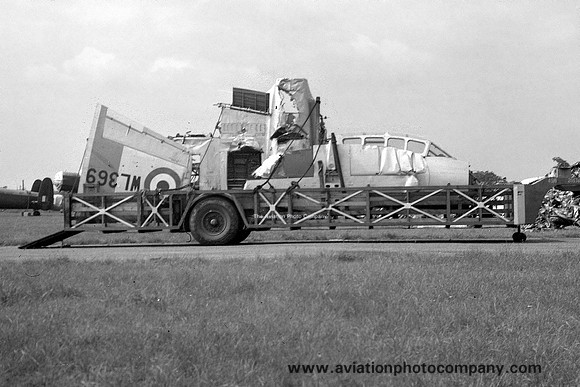 RAF CFS Gloster Meteor T.7 WL369 (1952)