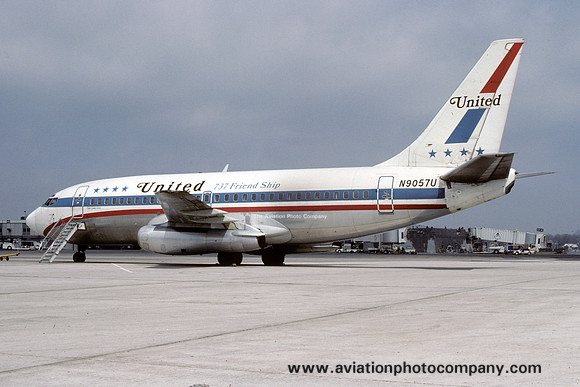 United Airlines Boeing 737-200 N9057U (1978)