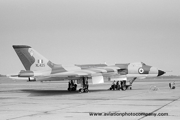 RAF 617 Squadron Avro Vulcan B.2 XL425 (1973)