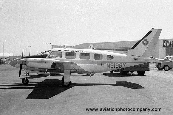 All Nippon Airways Piper PA-31P-350 Navajo N9198Y (1968)