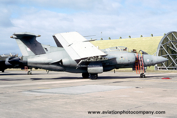 RAF 237 OCU Blackburn Buccaneer S.2 XV352 (1994)