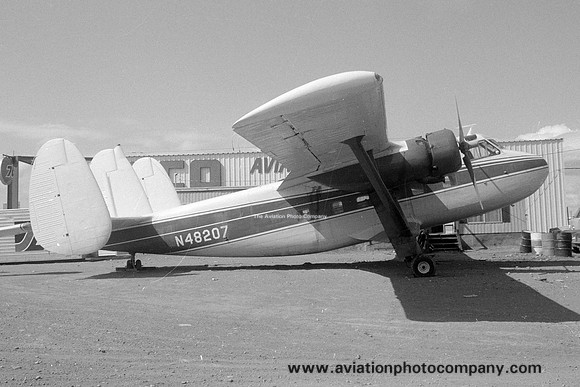 SAL Twin Pioneer N48207 (1976)