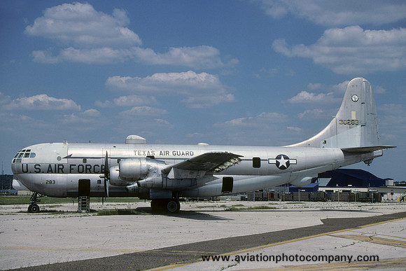 USAF Texas ANG Boeing KC-97L Stratofreighter 53-0283 displayed at Fort Worth (2001)